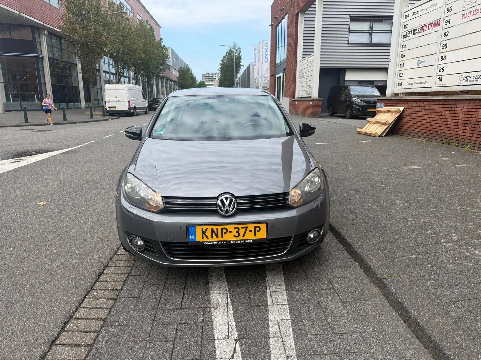Volkswagen Golf (2011) — foto 1