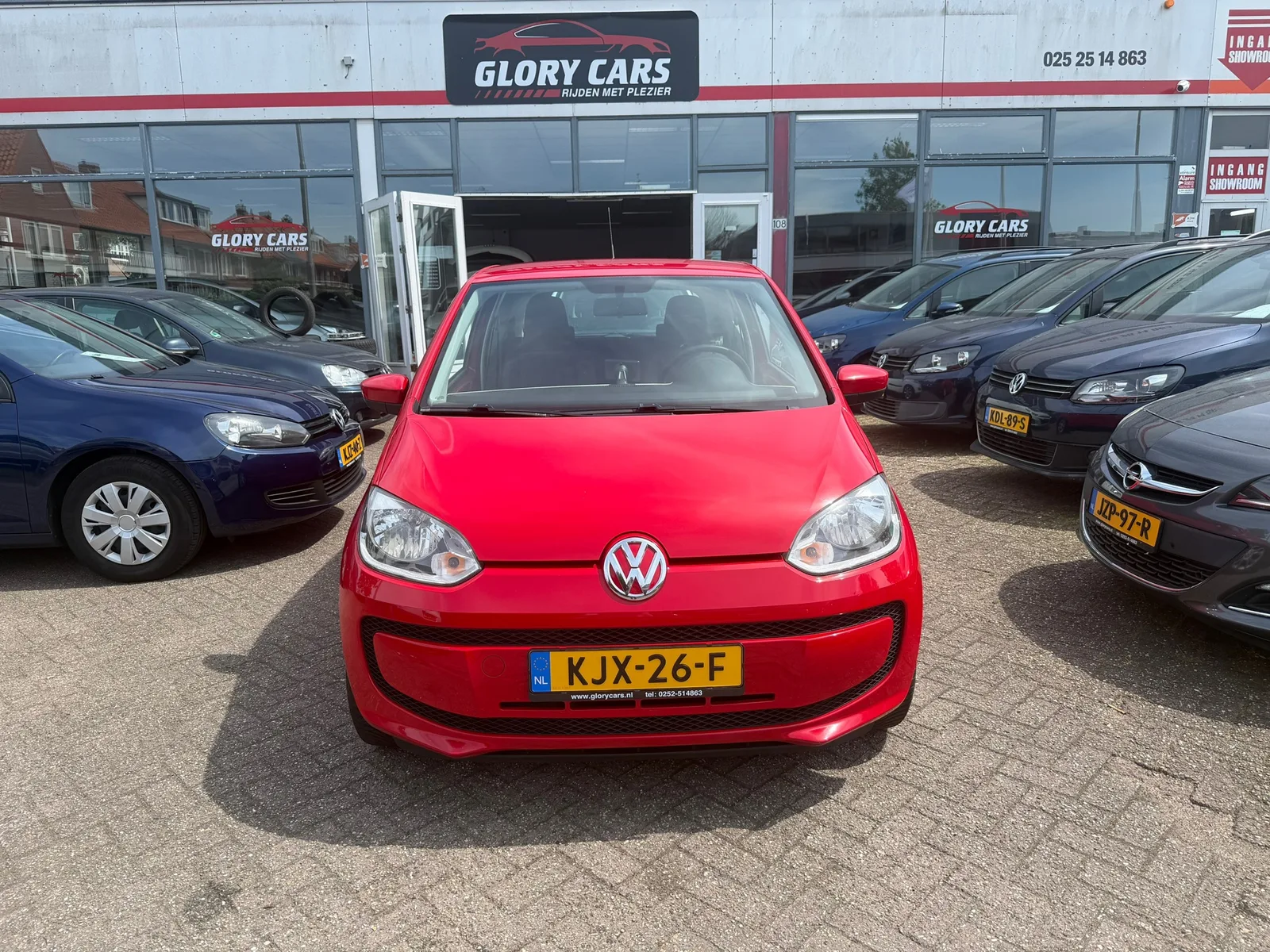 Volkswagen Up! (2012) — foto 1