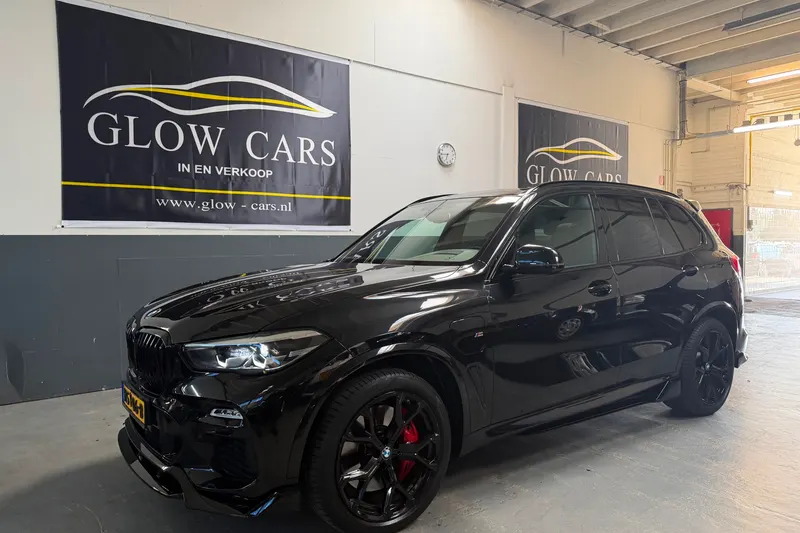 BMW X5 (2021)