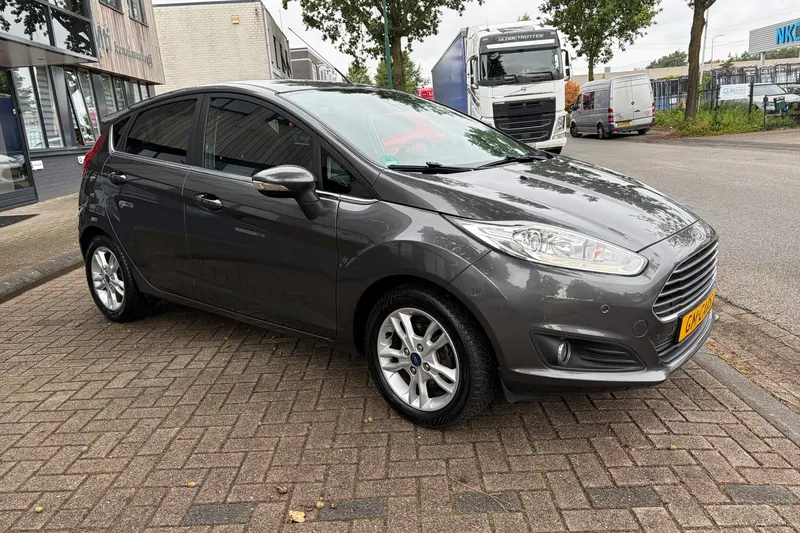 Ford Fiesta (2015)