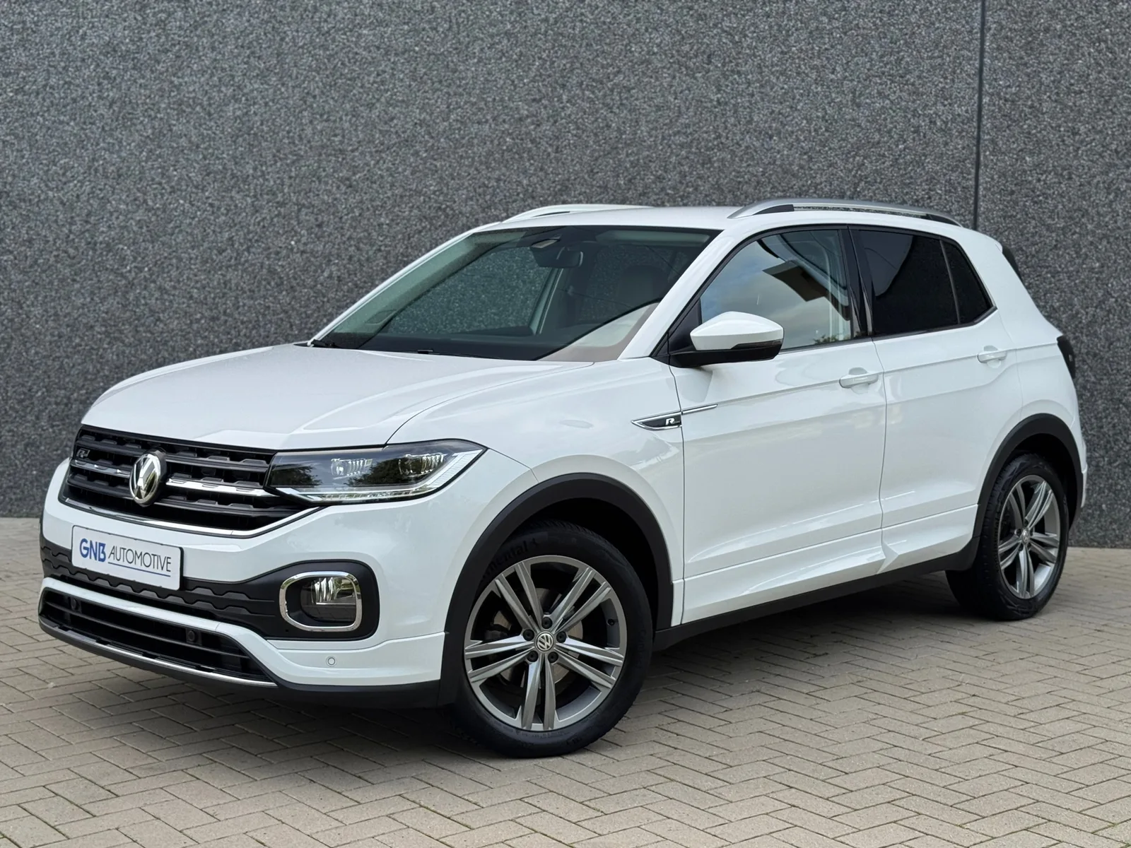 Volkswagen T-Cross (2020) — foto 1