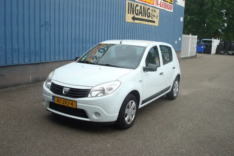 Dacia Sandero (2009)
