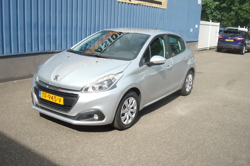 Peugeot 208 (2016)