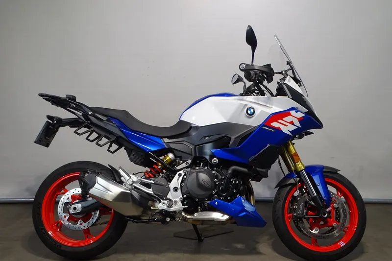 BMW F 900 XR (2025)