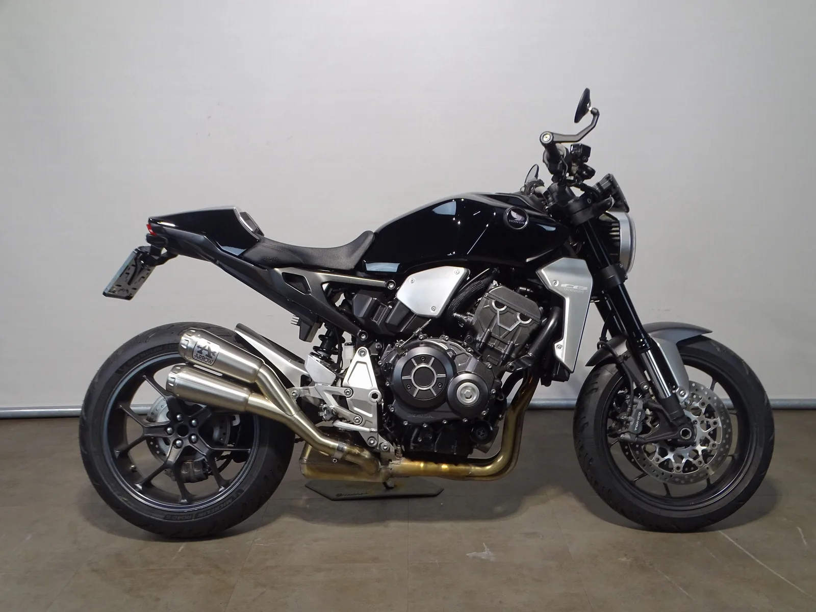 Honda CB1000R (2020) — foto 1