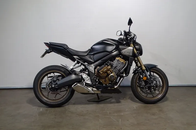Honda CB650R (2024)