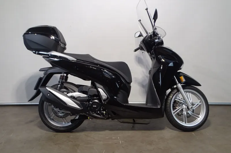 Honda SH 350I (2025)