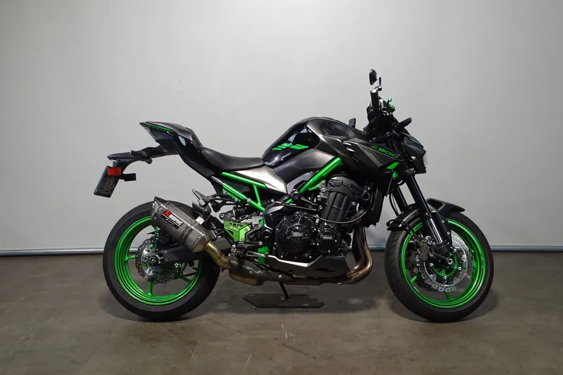 Kawasaki Z900 (2024)