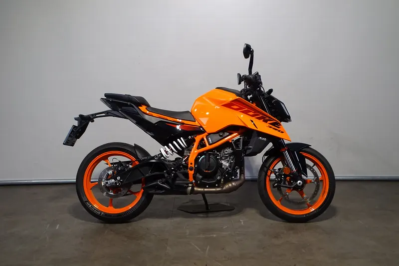 KTM 390 Duke (2025)