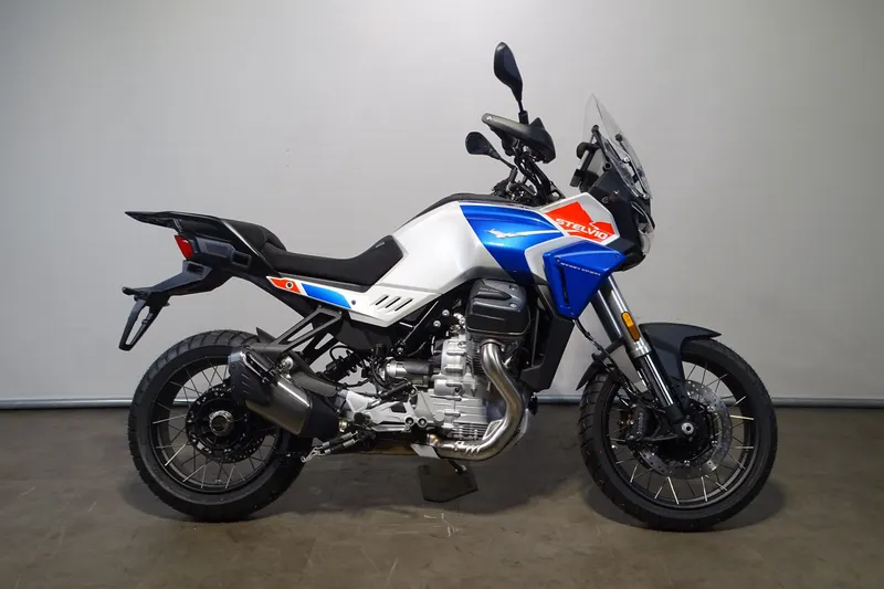Moto Guzzi Stelvio (2026)