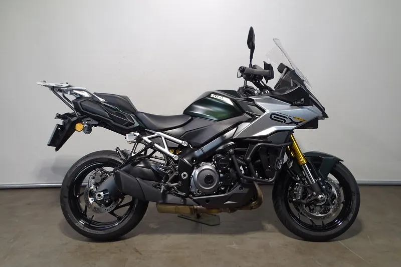 Suzuki GSX-S1000GX (2025)