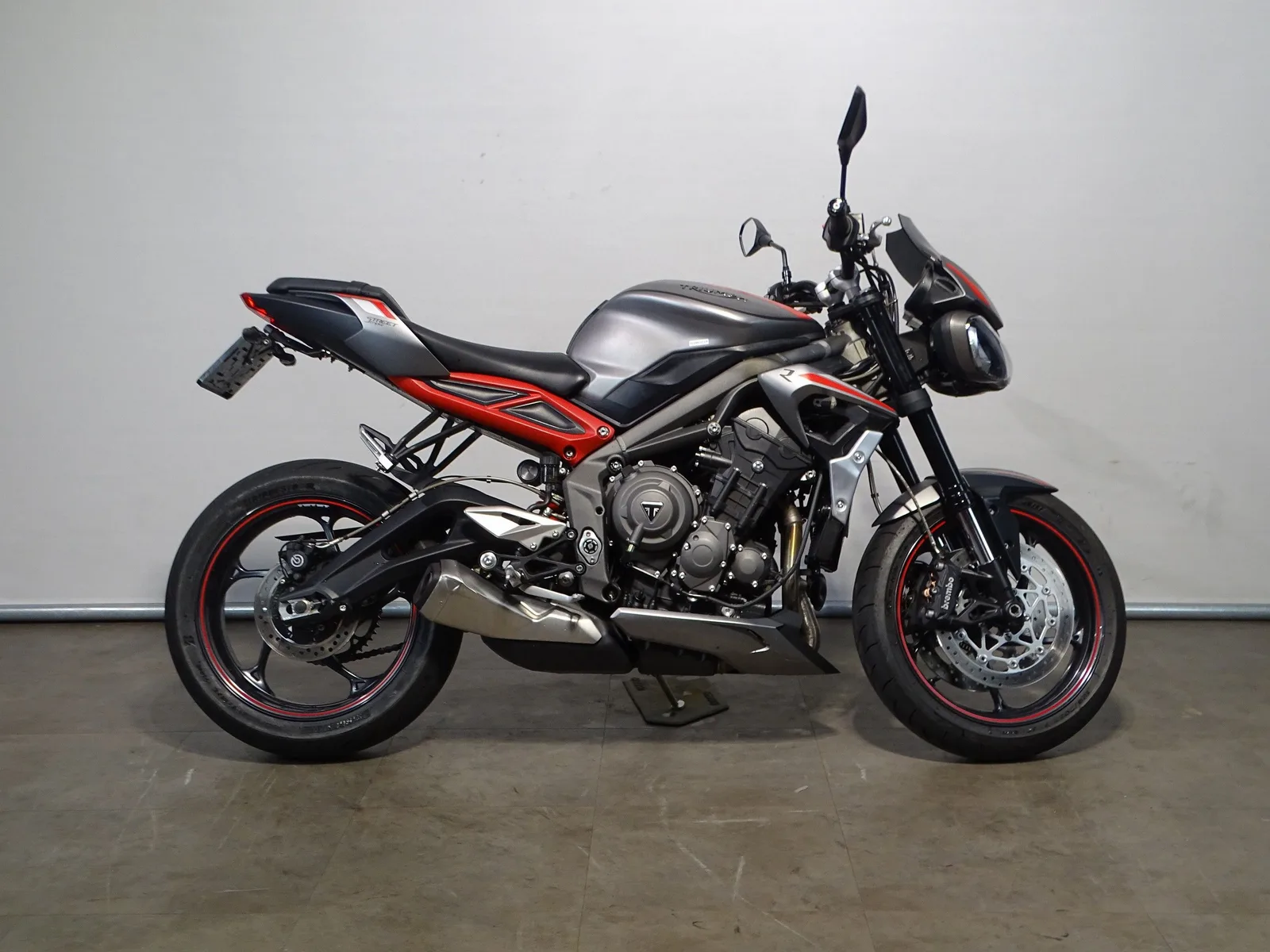 Triumph Street Triple R (2020) — foto 1