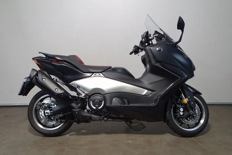 Yamaha TMAX 560 (2026)