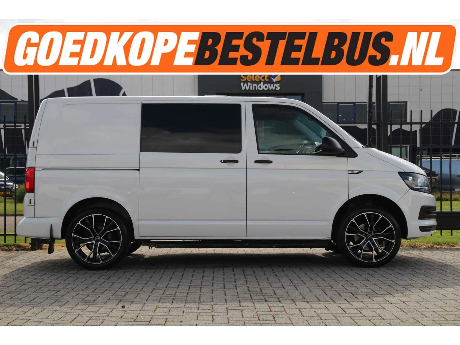 Volkswagen Transporter (2016) — foto 1