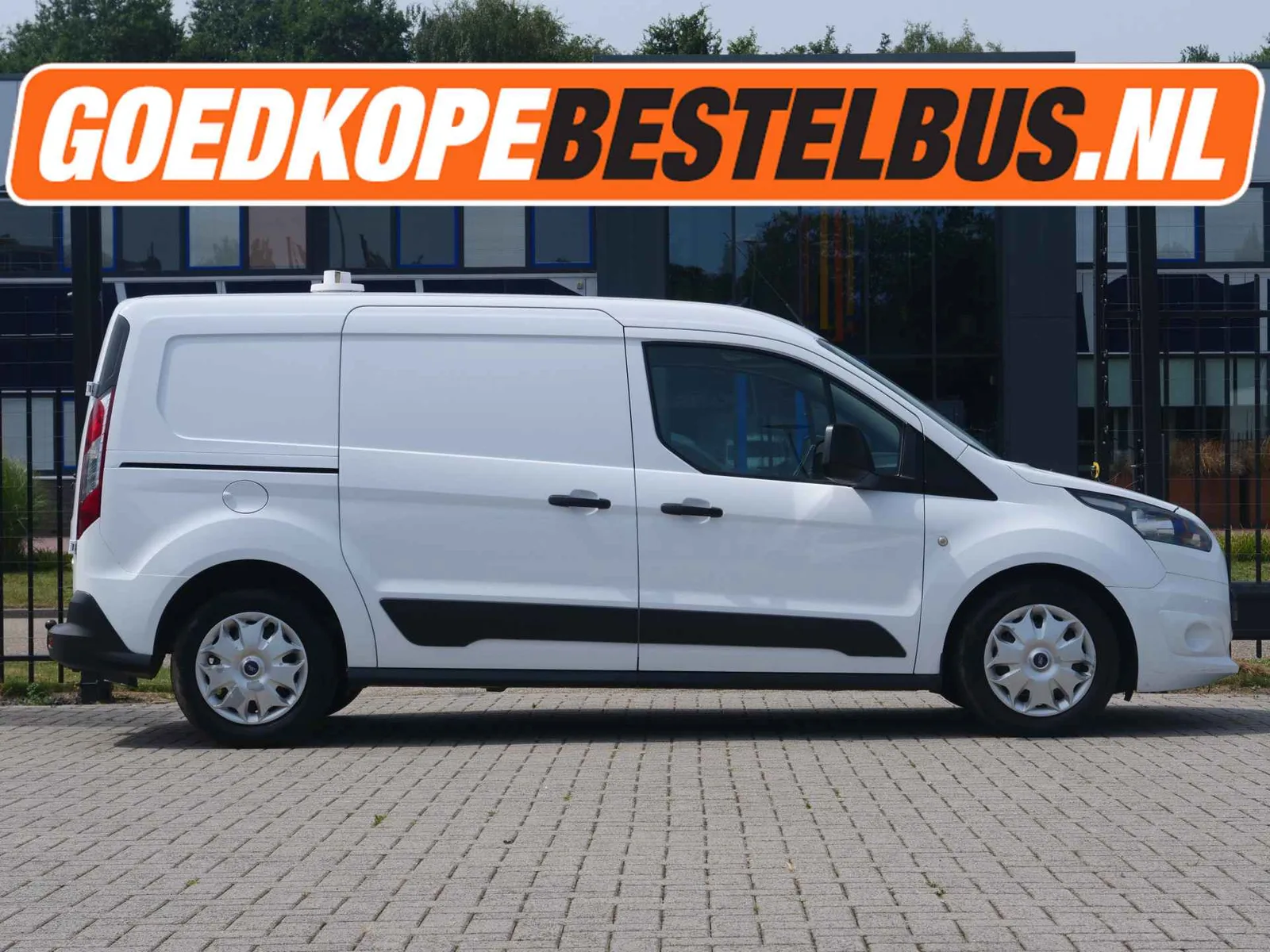 Ford Transit Connect (2015) — foto 1