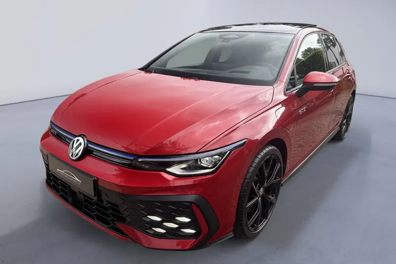 Volkswagen Golf (2025)