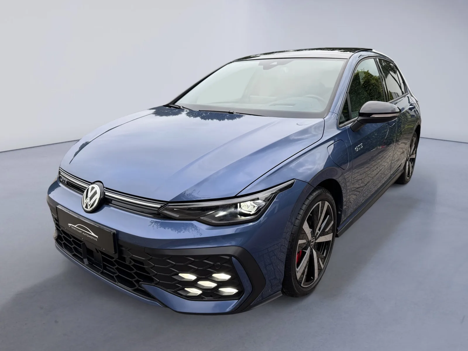 Volkswagen Golf (2025) — foto 1