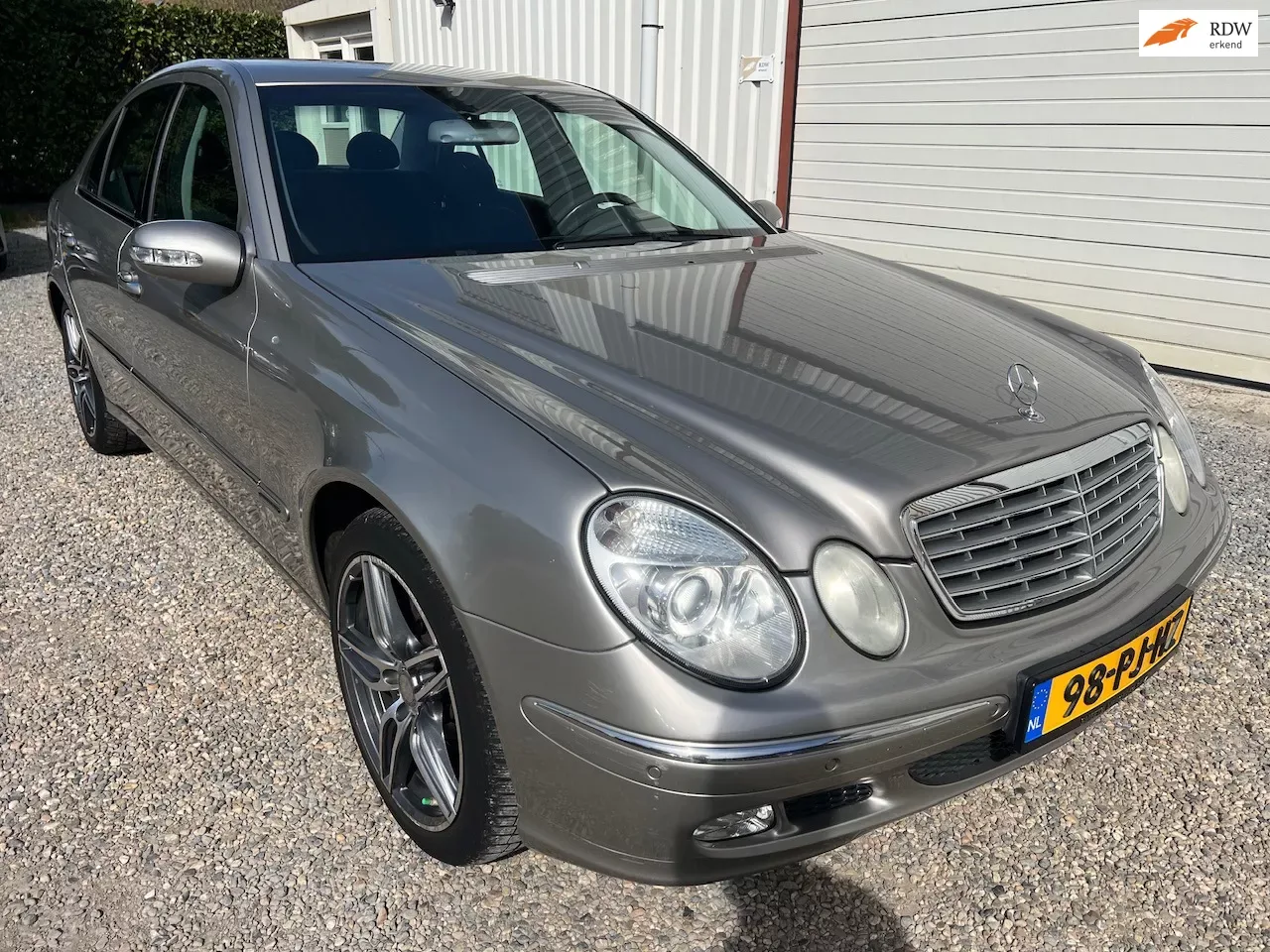 Mercedes-Benz E-Klasse (2004) — foto 1