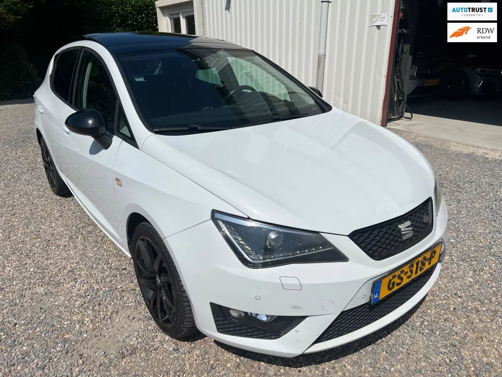 SEAT Ibiza (2015) — foto 1