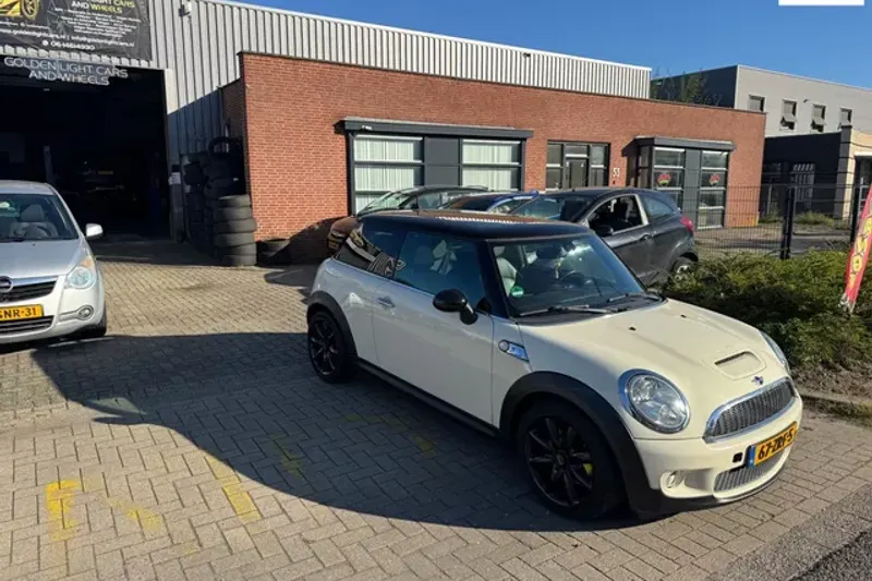 MINI Cooper S (2007)