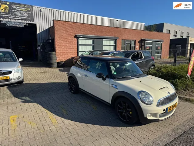 MINI Cooper S (2007) — foto 1