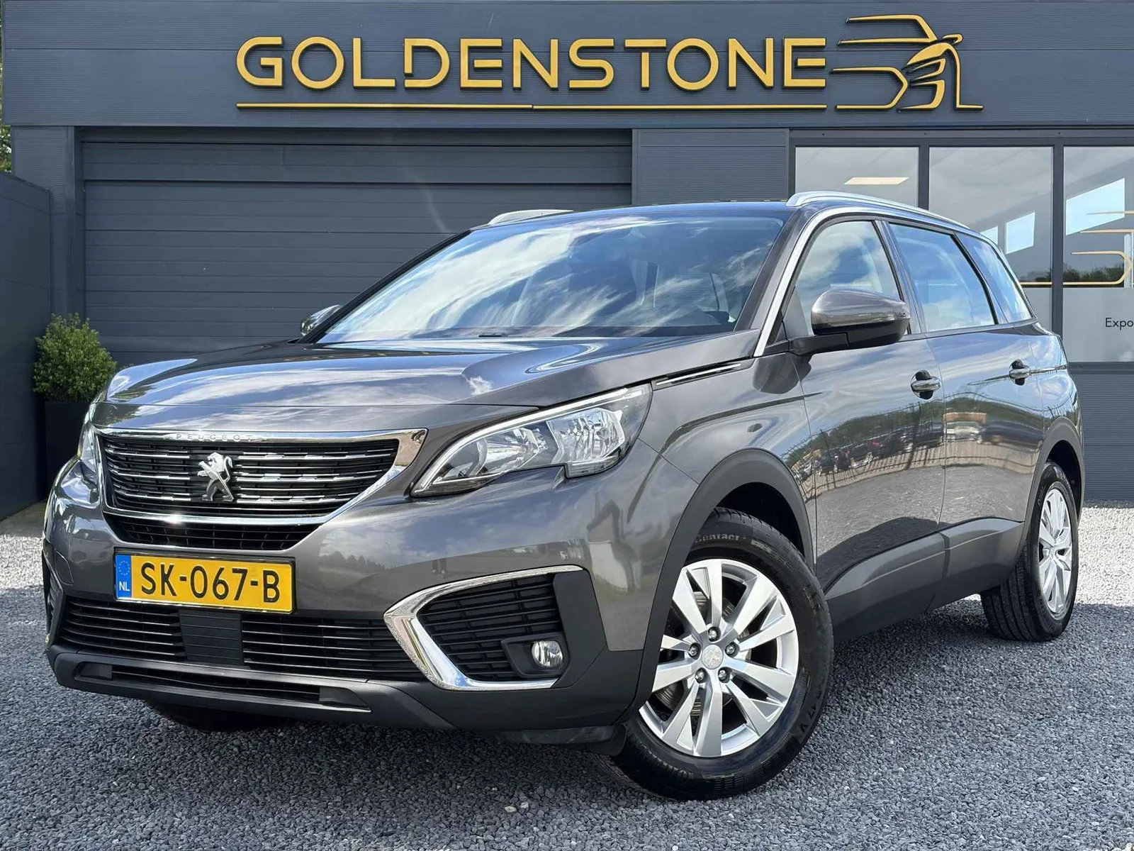 Peugeot 5008 (2018) — foto 1