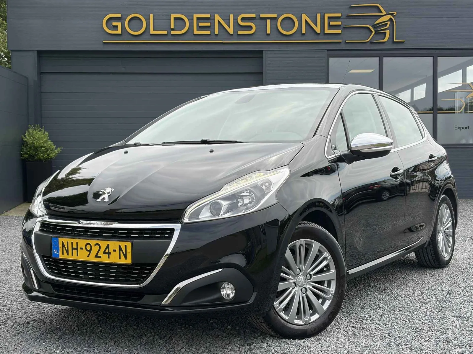 Peugeot 208 (2017) — foto 1
