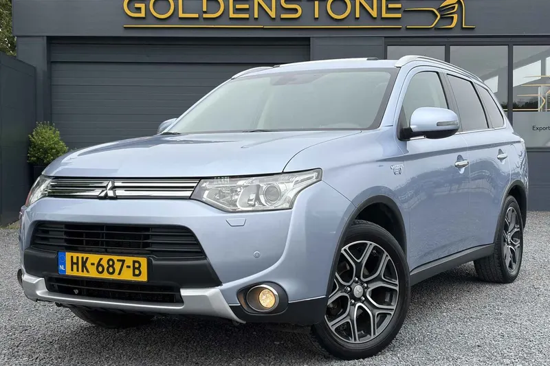 Mitsubishi Outlander (2015)