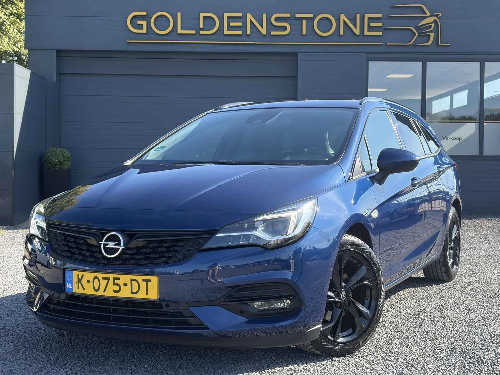 Opel Astra (2020) — foto 1