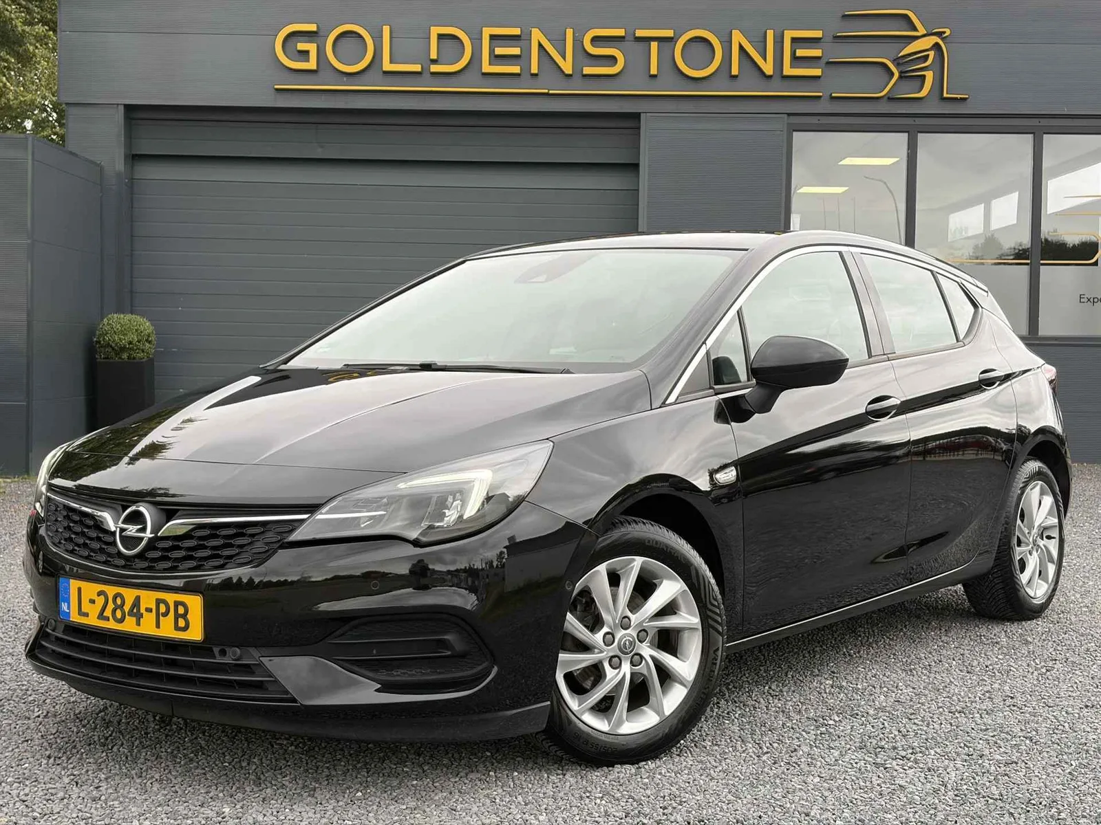 Opel Astra (2021) — foto 1