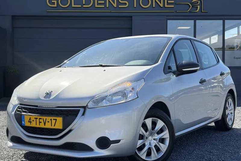Peugeot 208 (2014)