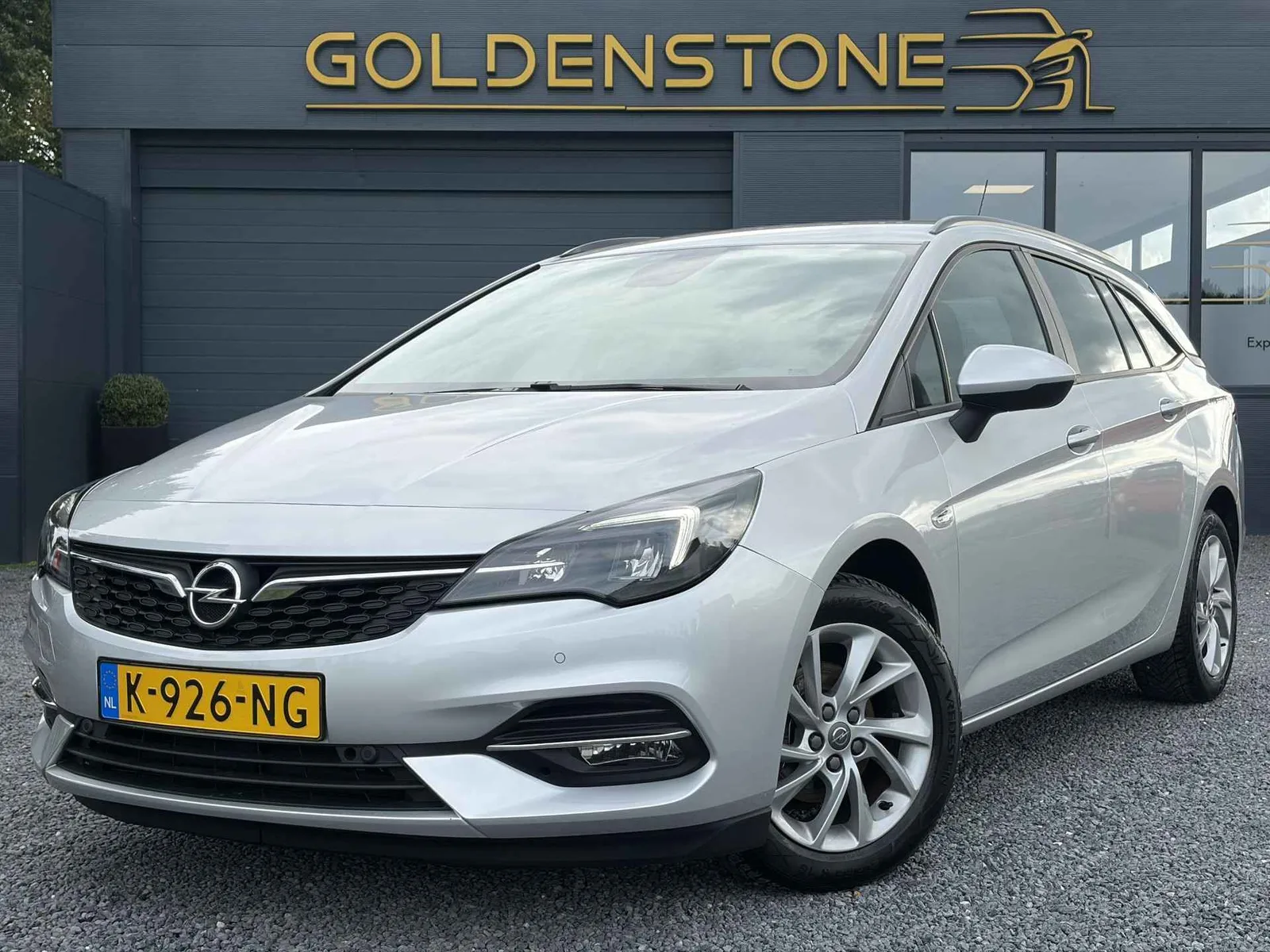 Opel Astra (2021) — foto 1