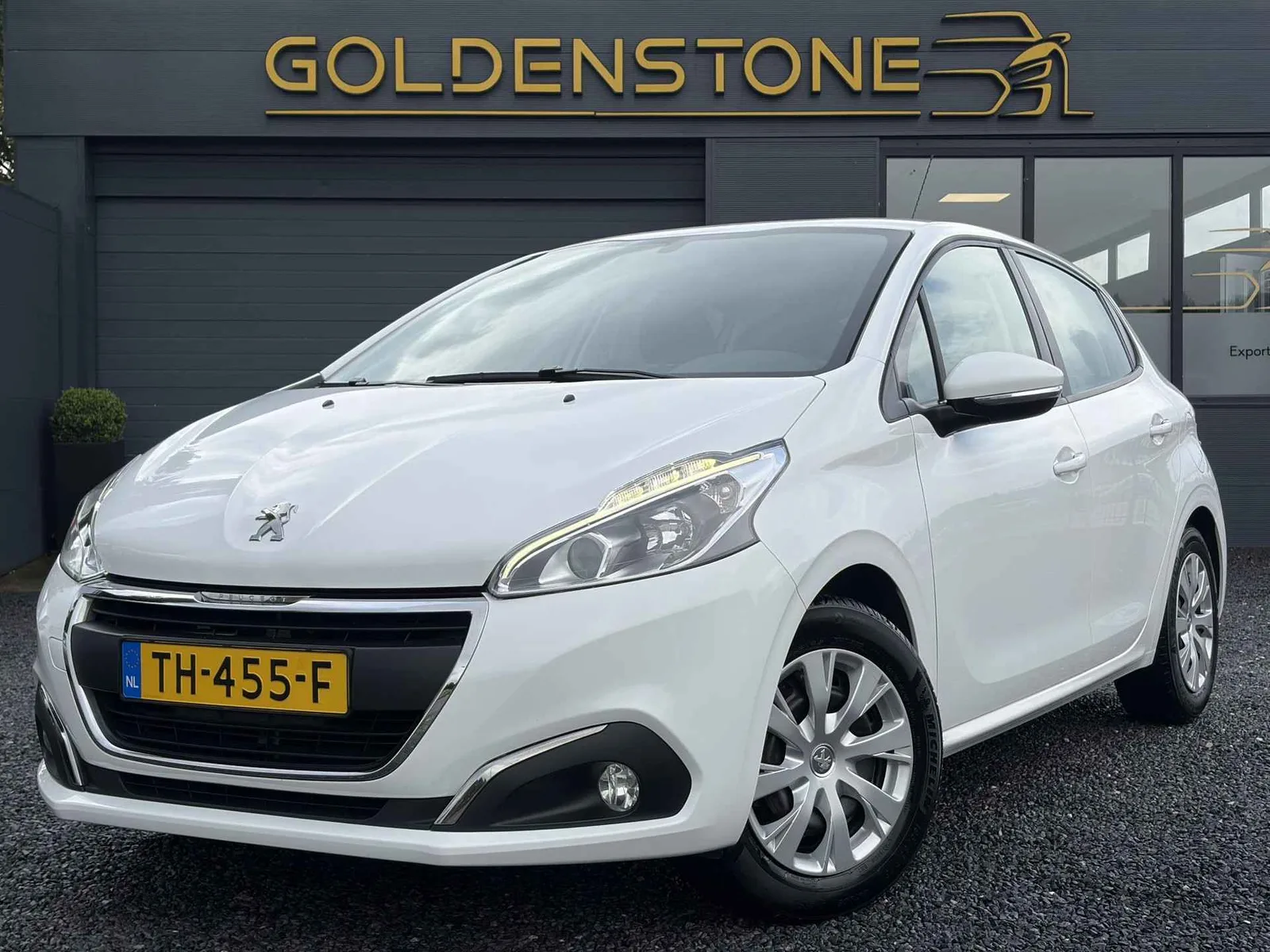 Peugeot 208 (2018) — foto 1