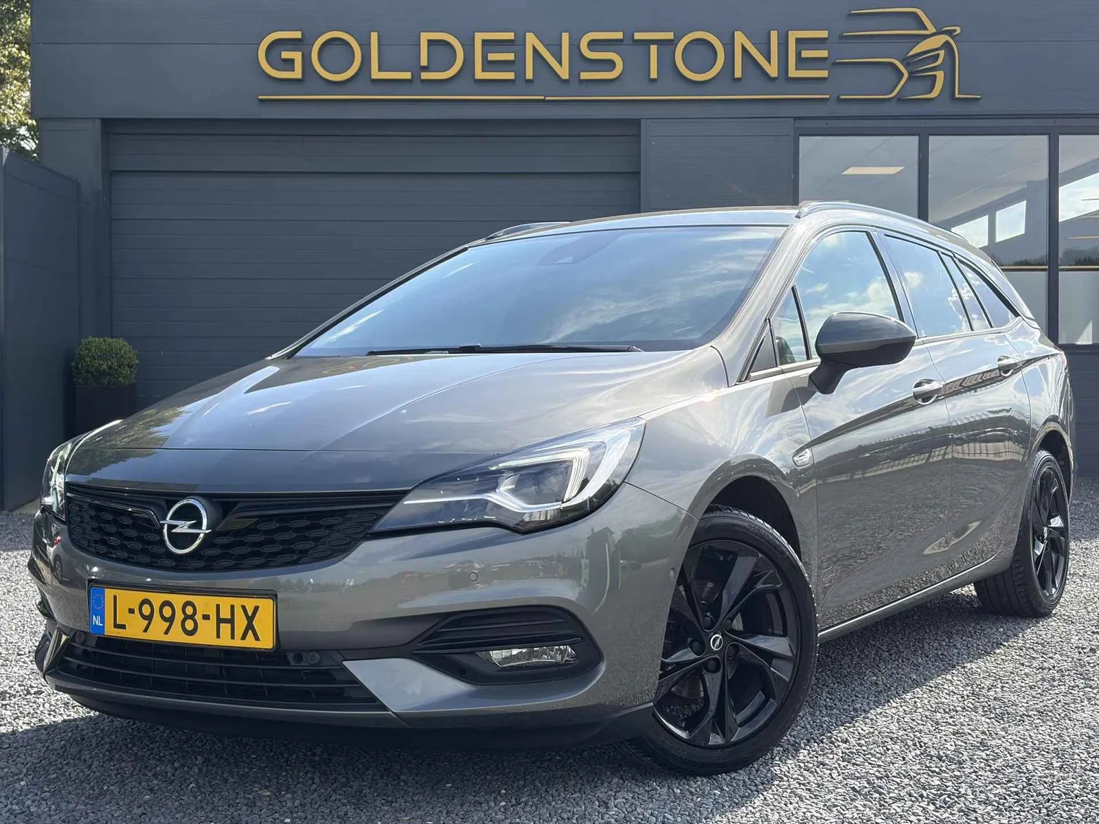 Opel Astra (2021) — foto 1