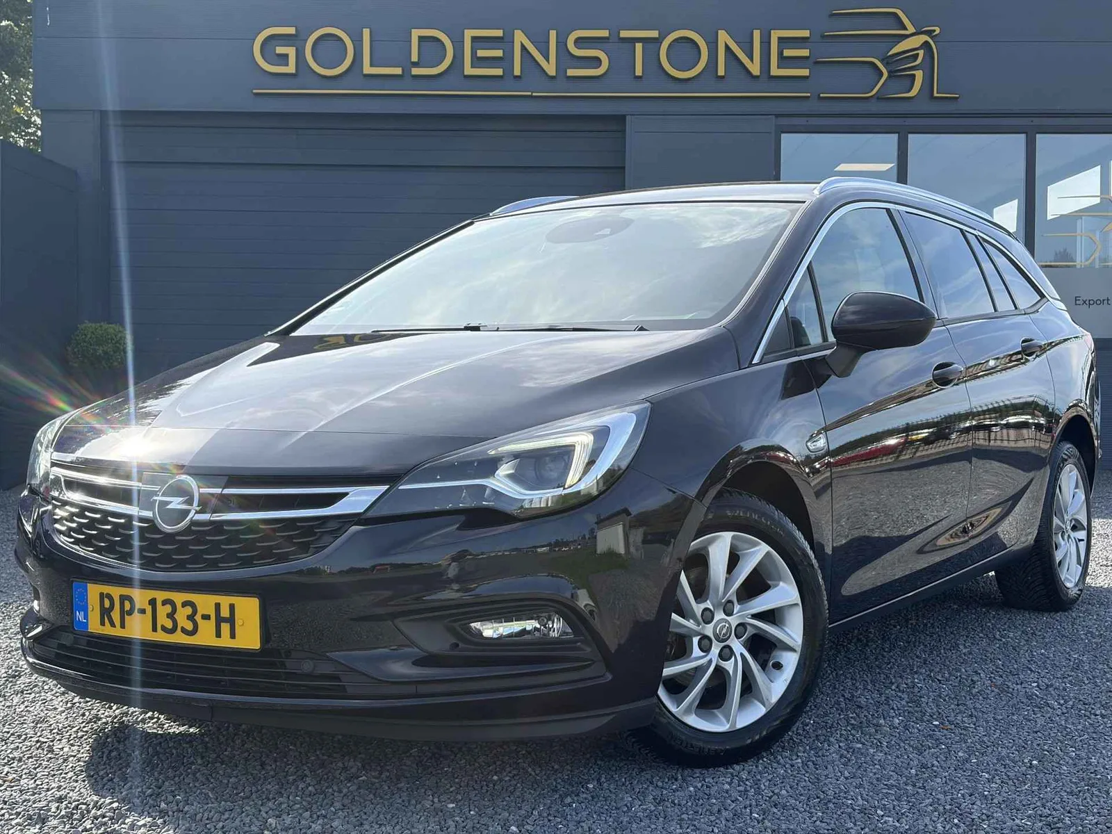 Opel Astra (2018) — foto 1