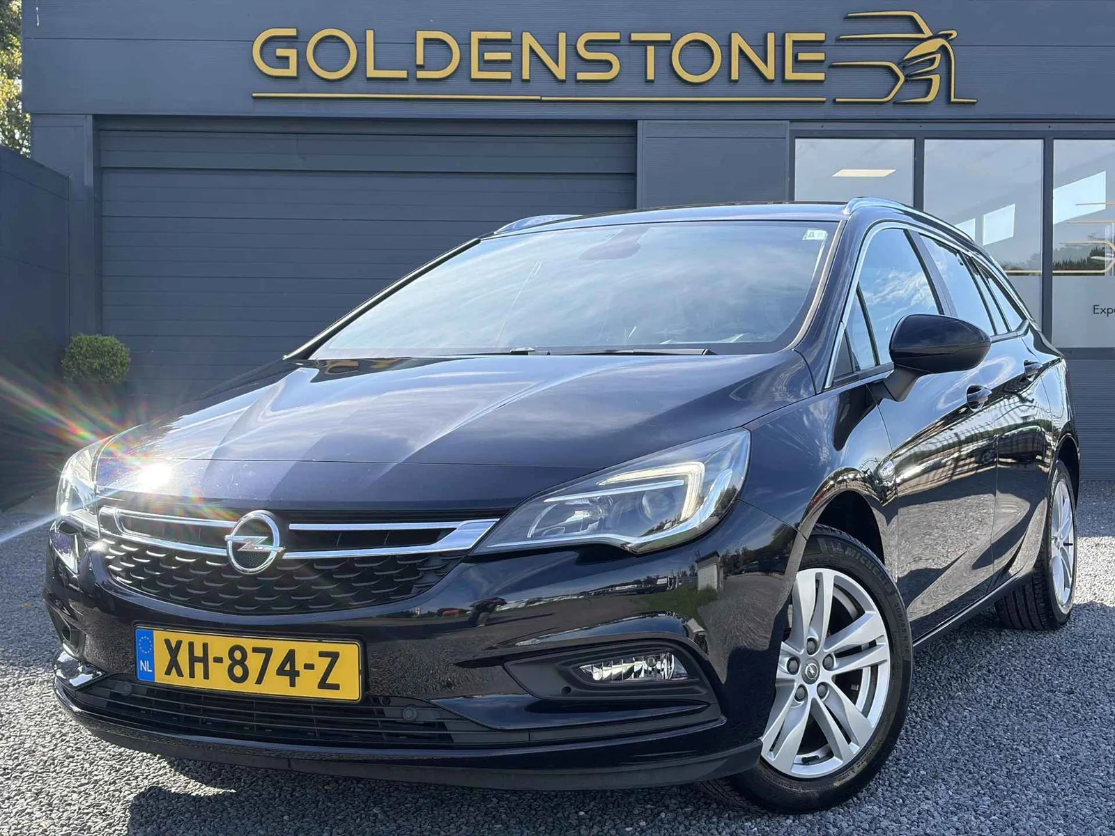 Opel Astra (2018) — foto 1