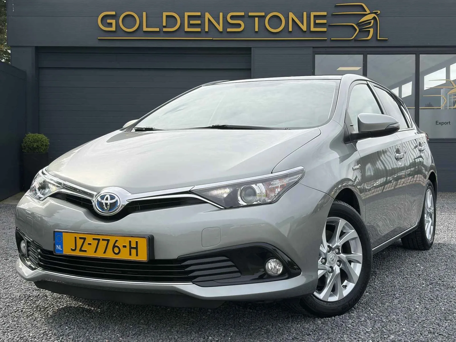Toyota Auris (2016) — foto 1
