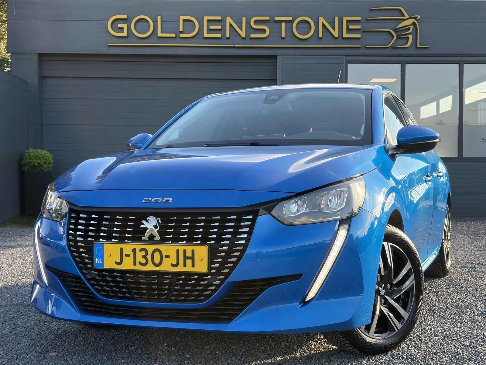 Peugeot 208 (2020) — foto 1