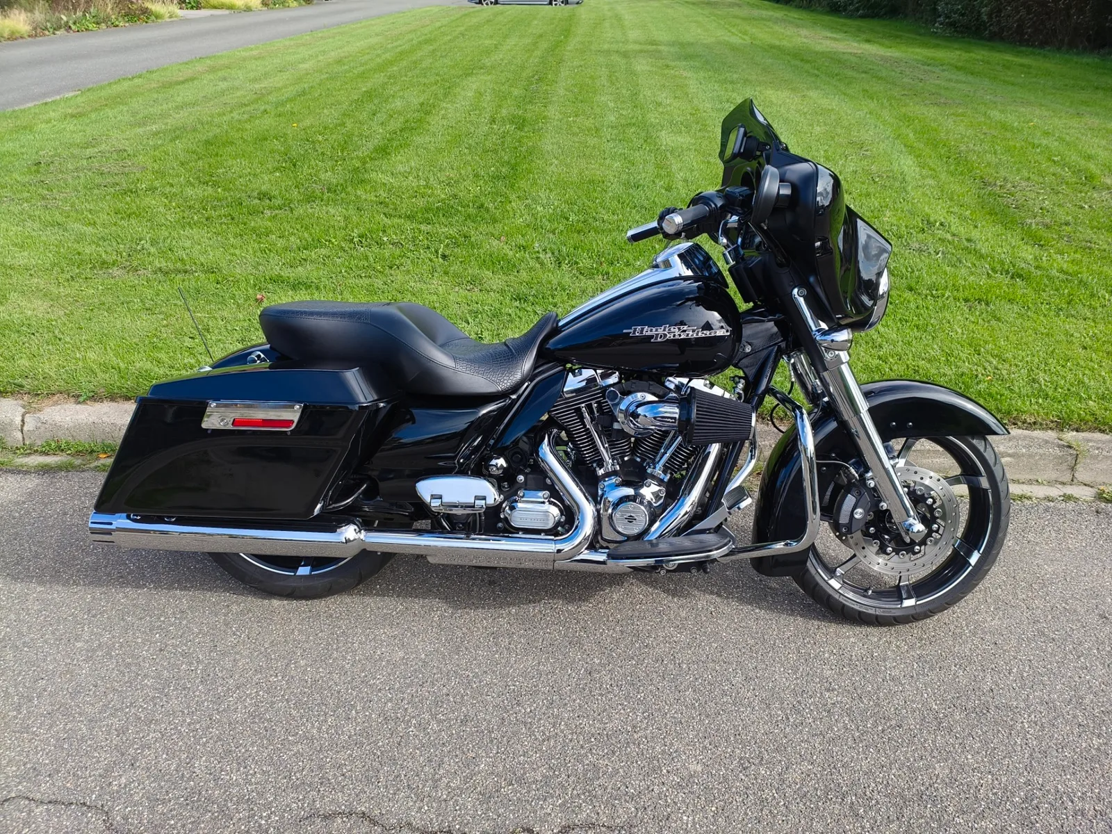 Harley-Davidson Street Glide 103 (2013) — foto 1