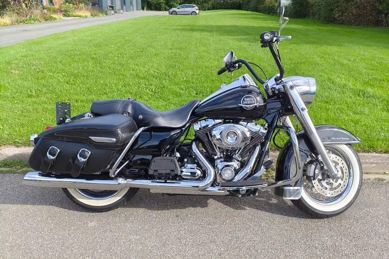 Harley-Davidson 5HD FLHRC (2009)
