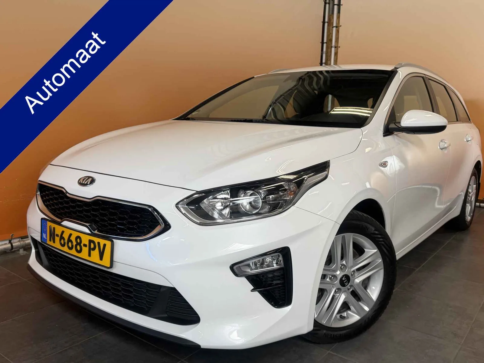 Kia Ceed (2021) — foto 1