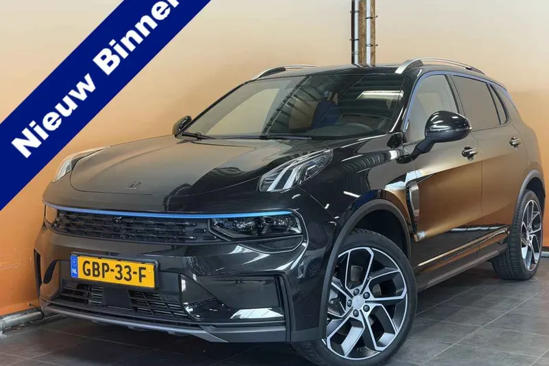 Lynk & Co 01 (2024)