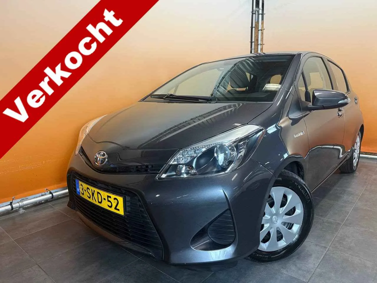 Toyota Yaris (2013) — foto 1