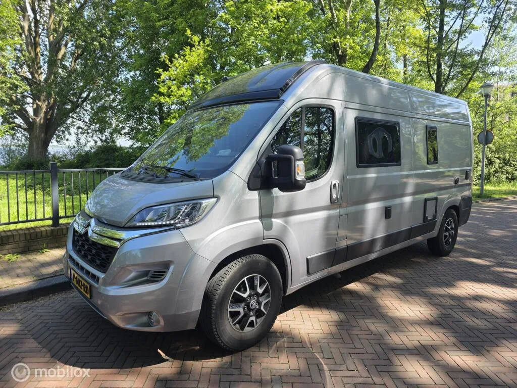 Clever Onbekend (2021) — foto 1