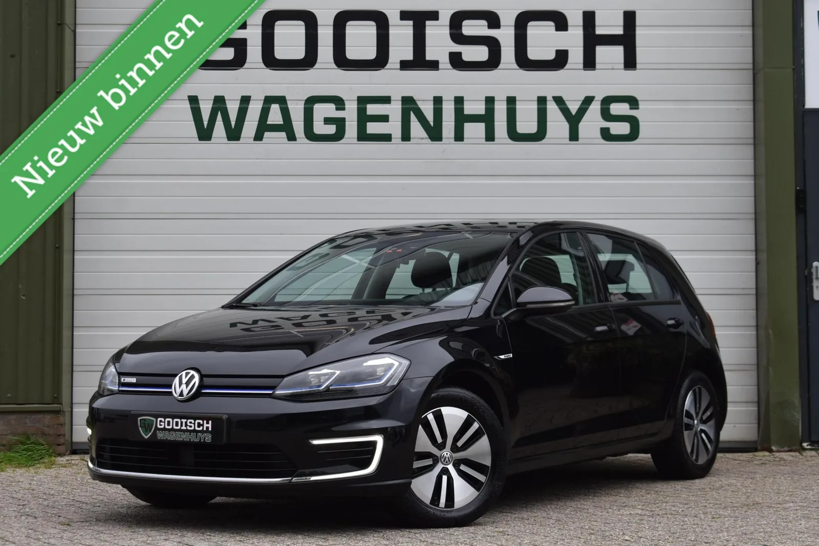 Volkswagen e-Golf (2019) — foto 1