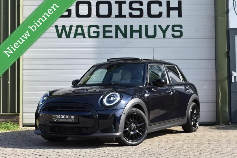 MINI Cooper (2022)