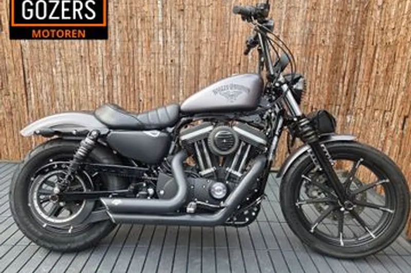 Harley-Davidson Sportster 883 (2016)