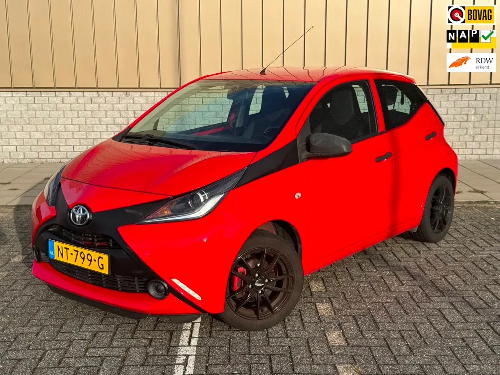 Toyota Aygo (2017) — foto 1