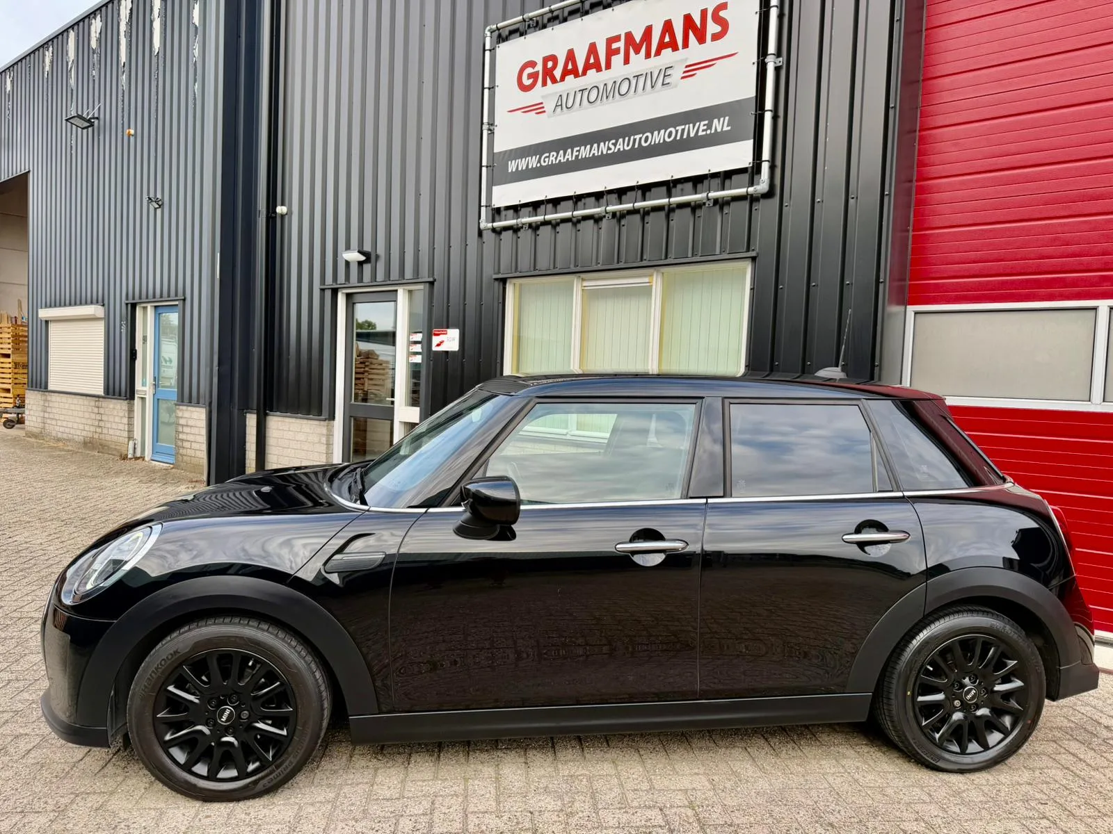 MINI One (2021) — foto 1