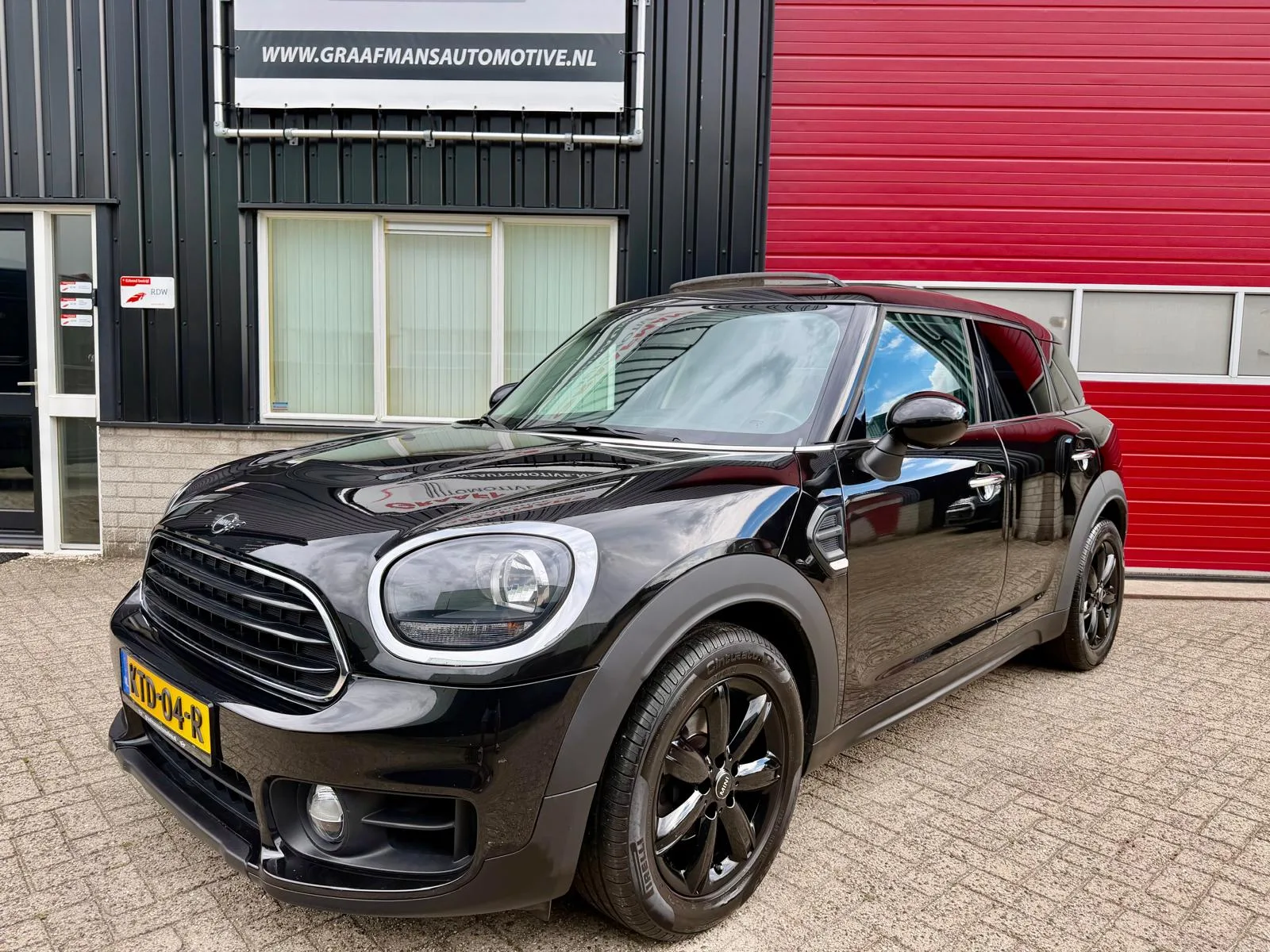 MINI Countryman (2018) — foto 1